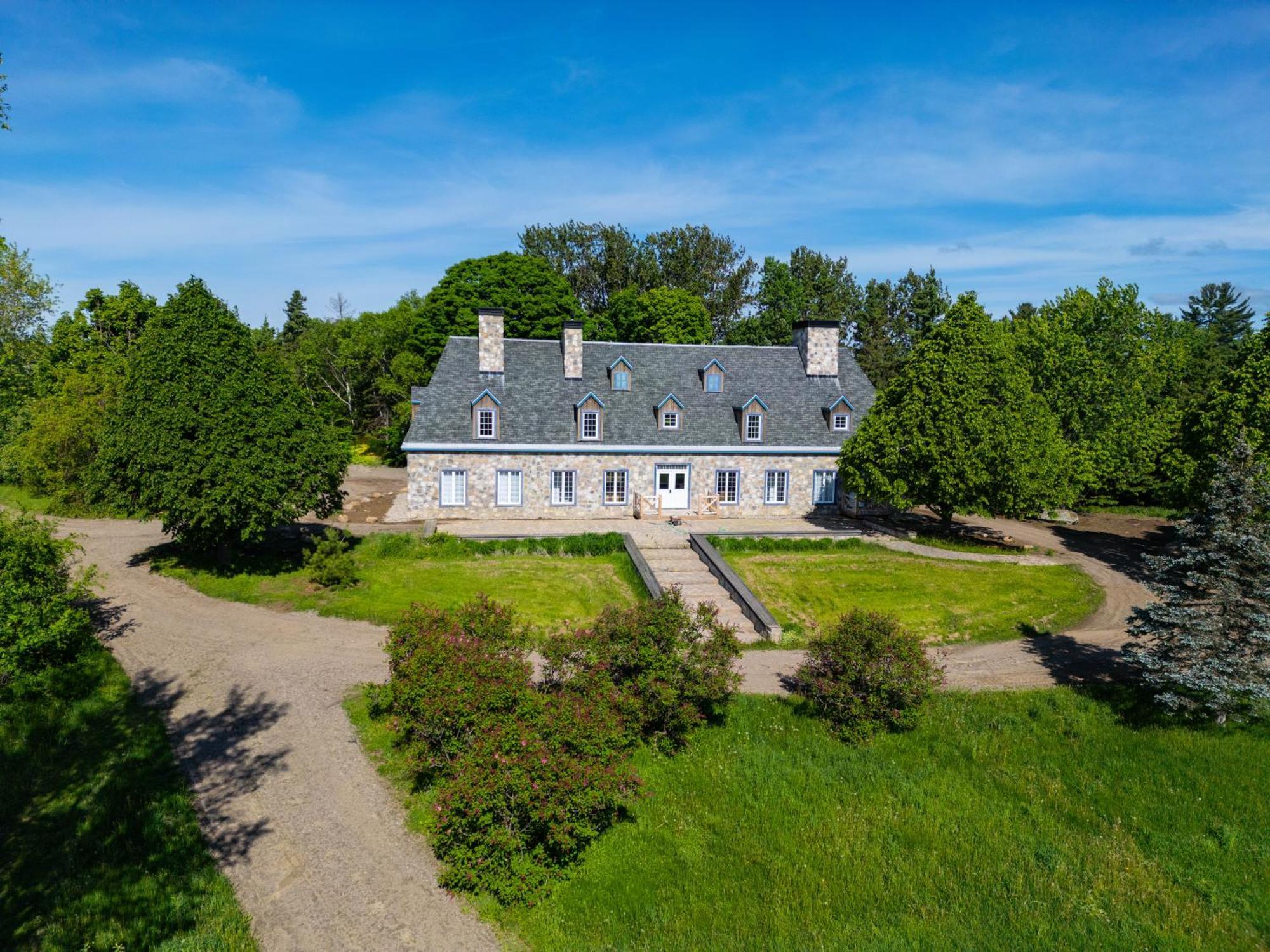 Le Baluchon Eco-Villegiature Saint-Paulin Eksteriør bilde