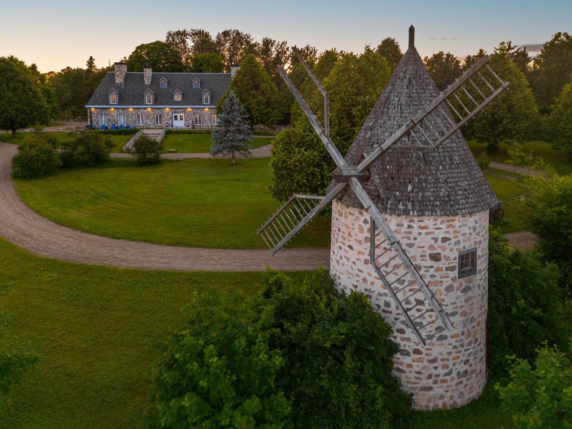 Le Baluchon Eco-Villegiature Saint-Paulin Eksteriør bilde