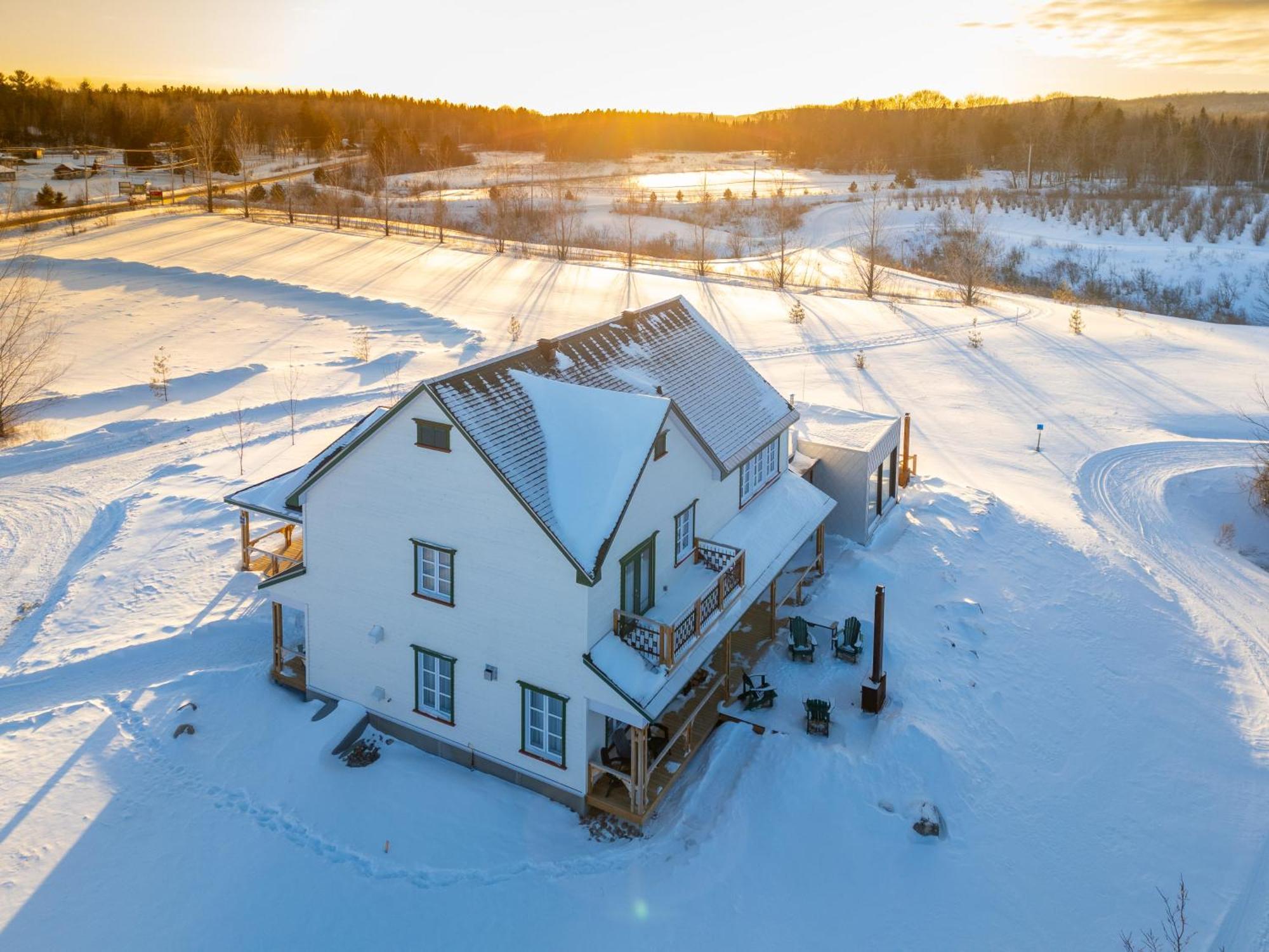 Le Baluchon Eco-Villegiature Saint-Paulin Eksteriør bilde